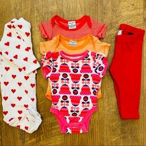 VGUC 5 Piece Mini Capsule Wardrobe 3 Months